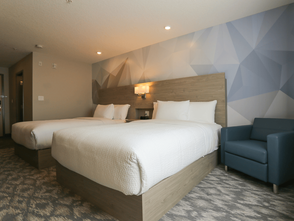 Days Inn Calgary North Balzac - Classic 2 Queen Beds Room