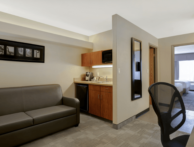 Days Inn Medicine Hat - Kitchenette Suite