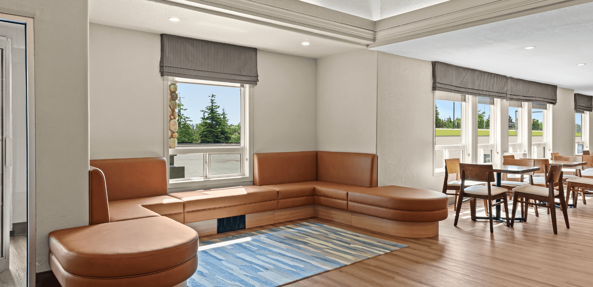 Days Inn Regina East - Lobby