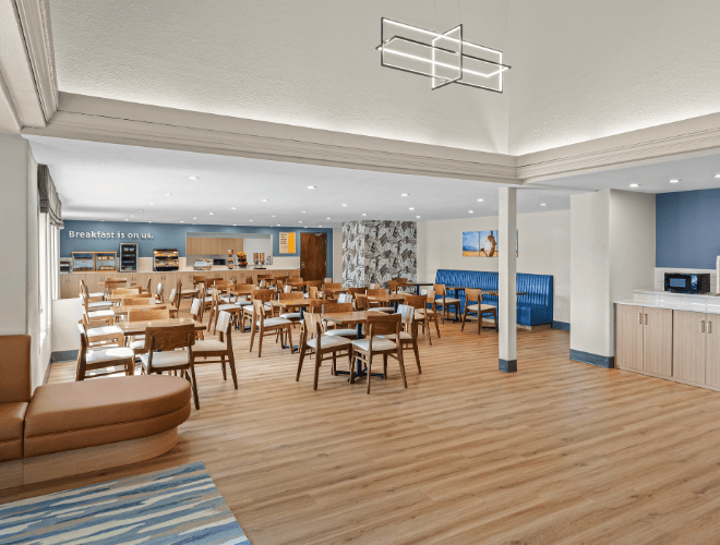 Days Inn Regina East - Breakfast seating 3