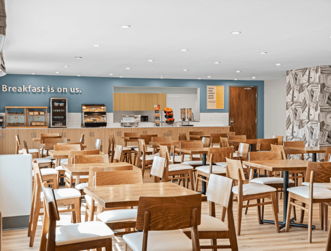 Days Inn Regina East - Breakfast seating