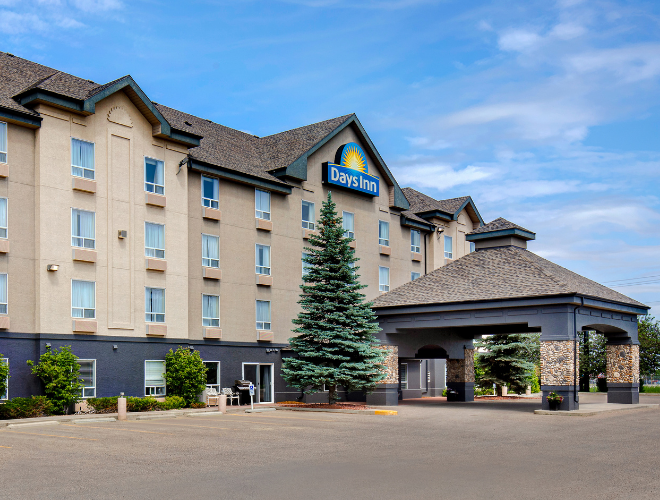 Days Inn Medicine Hat Exterior